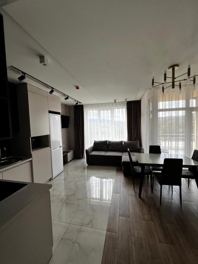 Апартаменти Sunvi В Жк Сонячний Квартал Golubinoye Exterior foto
